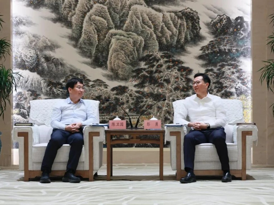 彭勇杜海洋会见中建三局党委书记、董事长陈卫国