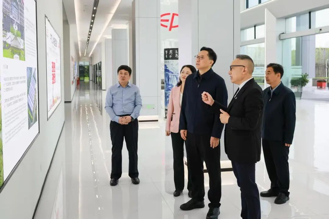 彭勇在老河口市、谷城县调研经济社会发展情况