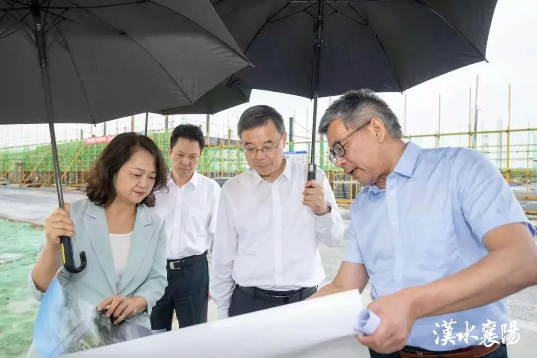 吴海涛到襄城区、樊城区、东津新区调研2025年新开工项目推进情况
