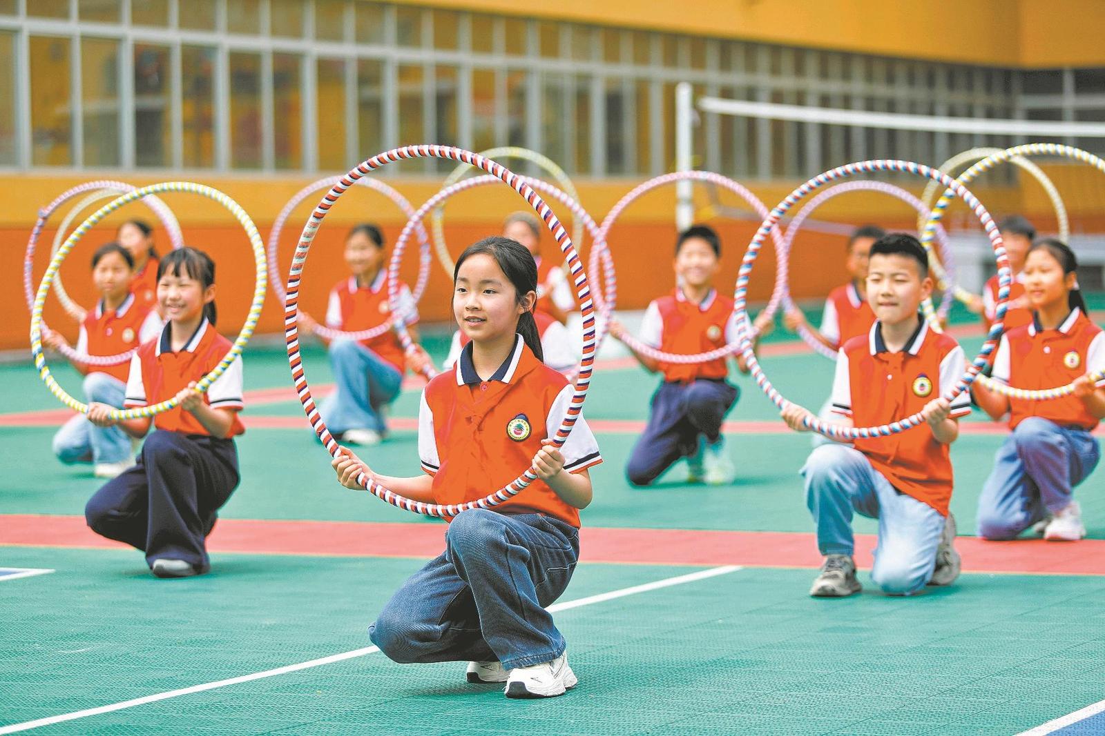 襄阳日报-2026-04-16-07-教育-悦动呼啦圈(简图).jpg