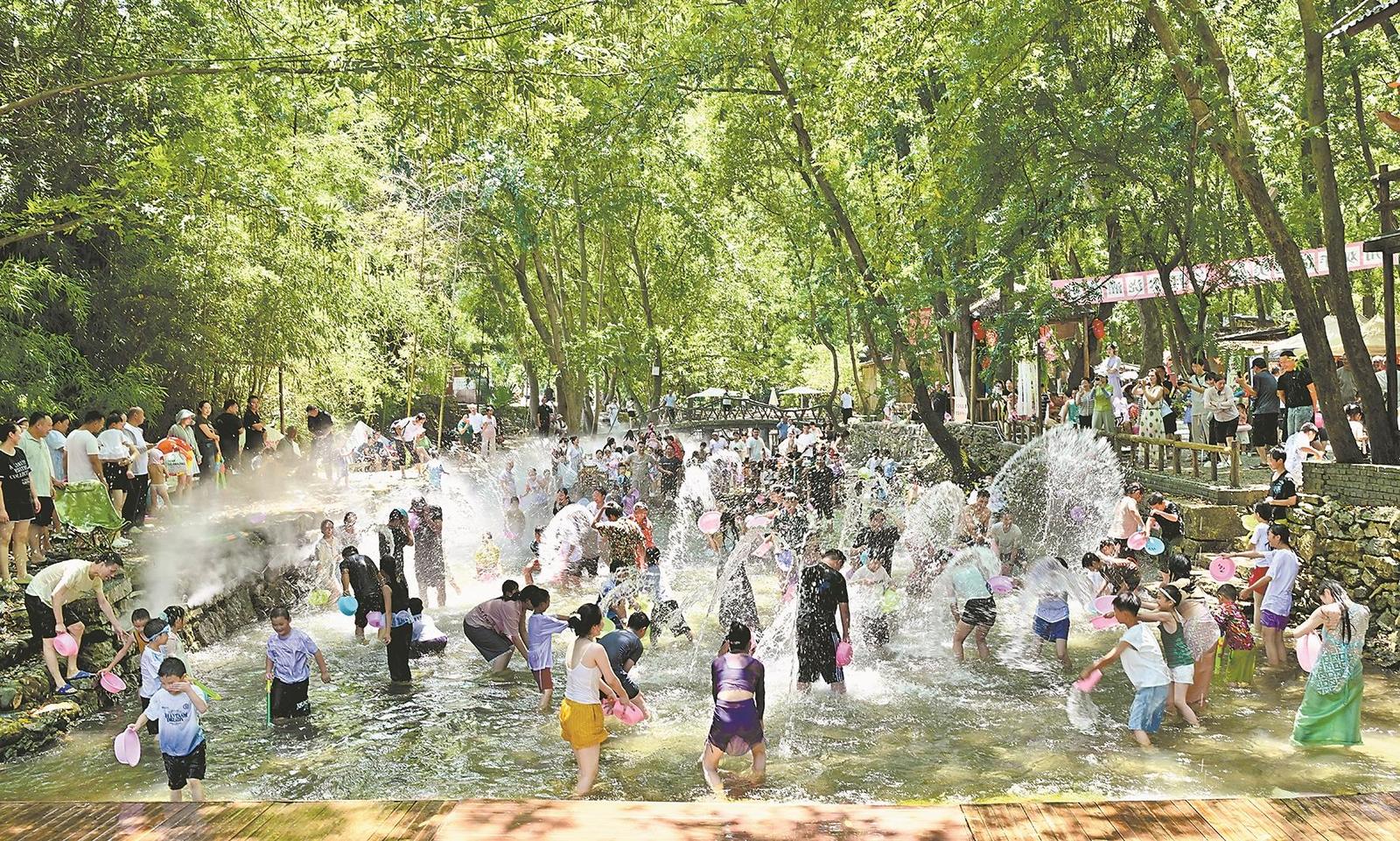 山野觅清凉-襄阳日报-2026-07-15-01(简图).jpg